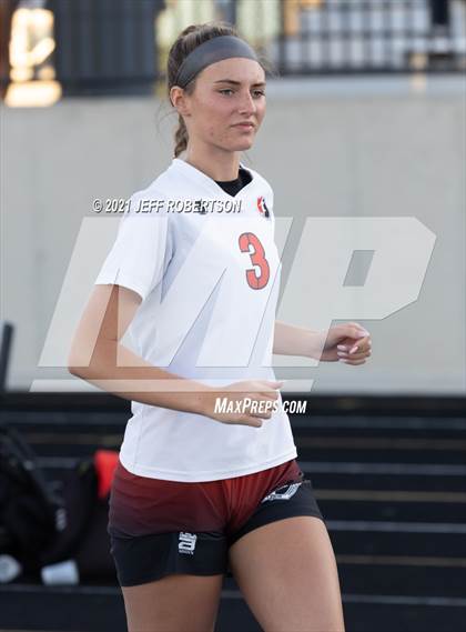 Thumbnail 2 in Forest Hills Eastern vs Cedar Springs (MHSAA District 29 Finals) photogallery.