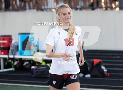 Thumbnail 1 in Forest Hills Eastern vs Cedar Springs (MHSAA District 29 Finals) photogallery.