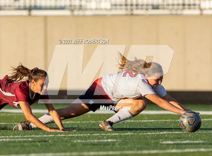 Thumbnail 2 in Forest Hills Eastern vs Cedar Springs (MHSAA District 29 Finals) photogallery.
