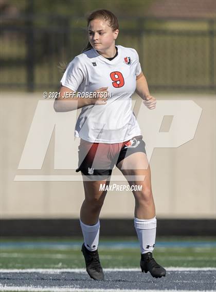 Thumbnail 2 in Forest Hills Eastern vs Cedar Springs (MHSAA District 29 Finals) photogallery.