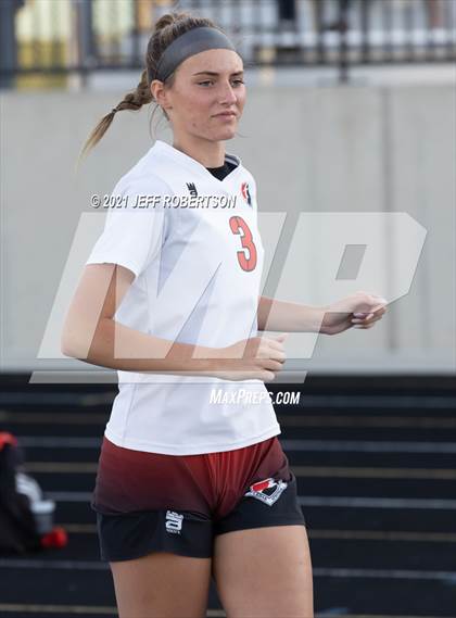 Thumbnail 3 in Forest Hills Eastern vs Cedar Springs (MHSAA District 29 Finals) photogallery.