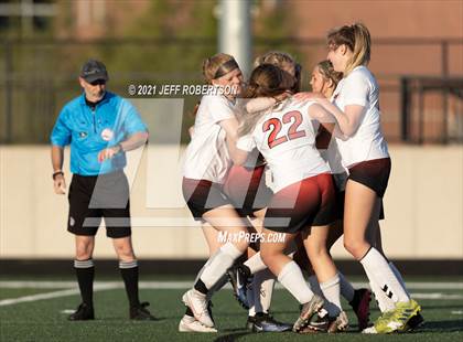 Thumbnail 3 in Forest Hills Eastern vs Cedar Springs (MHSAA District 29 Finals) photogallery.
