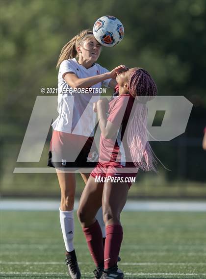 Thumbnail 3 in Forest Hills Eastern vs Cedar Springs (MHSAA District 29 Finals) photogallery.