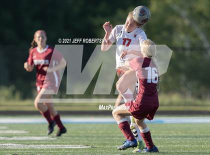 Thumbnail 3 in Forest Hills Eastern vs Cedar Springs (MHSAA District 29 Finals) photogallery.