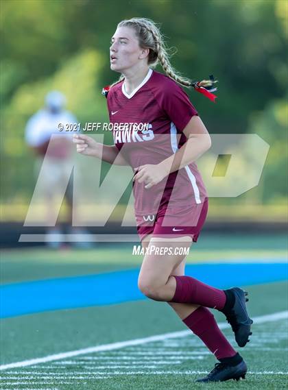 Thumbnail 3 in Forest Hills Eastern vs Cedar Springs (MHSAA District 29 Finals) photogallery.