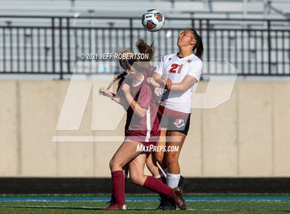 Thumbnail 1 in Forest Hills Eastern vs Cedar Springs (MHSAA District 29 Finals) photogallery.