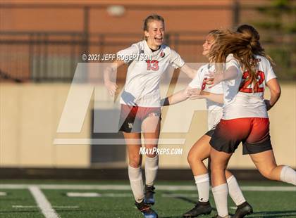 Thumbnail 3 in Forest Hills Eastern vs Cedar Springs (MHSAA District 29 Finals) photogallery.