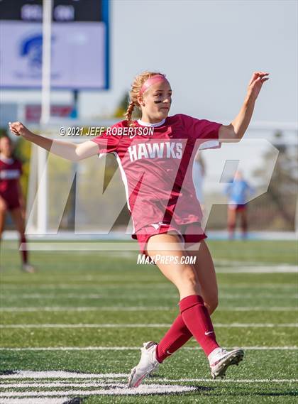 Thumbnail 3 in Forest Hills Eastern vs Cedar Springs (MHSAA District 29 Finals) photogallery.