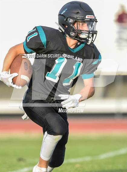 Thumbnail 3 in Highland vs. Hamilton photogallery.