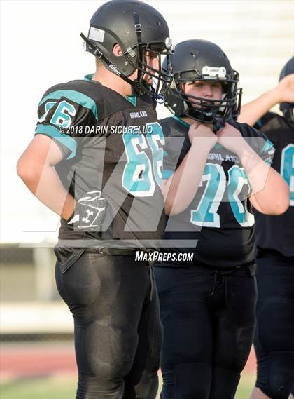 Thumbnail 2 in Highland vs. Hamilton photogallery.