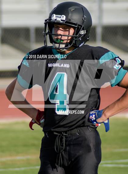 Thumbnail 2 in Highland vs. Hamilton photogallery.
