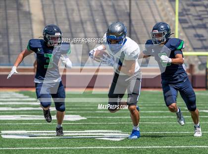 Thumbnail 3 in Lapeer vs. Catholic Central (Battle At The Big House 2021) photogallery.