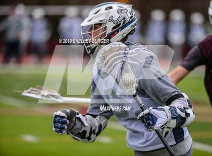 Thumbnail 1 in Staples vs Iona Prep  photogallery.