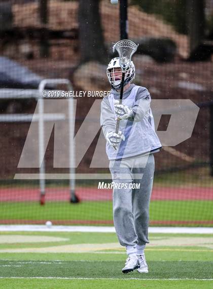 Thumbnail 2 in Staples vs Iona Prep  photogallery.