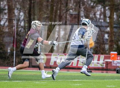 Thumbnail 2 in Staples vs Iona Prep  photogallery.