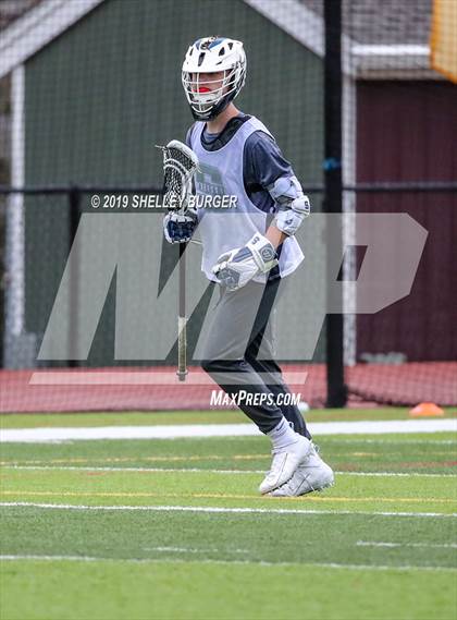 Thumbnail 3 in Staples vs Iona Prep  photogallery.
