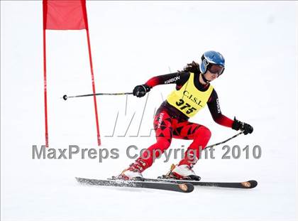 Thumbnail 2 in Connecticuit Interscholastic Ski League Finals (Shoot Out - Team Greenwich) photogallery.