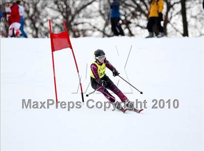 Thumbnail 2 in Connecticuit Interscholastic Ski League Finals (Shoot Out - Team Greenwich) photogallery.