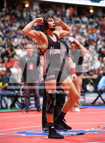 Thumbnail 2 in CHSAA 3A Semifinals photogallery.