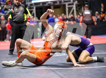 Thumbnail 3 in CHSAA 3A Semifinals photogallery.