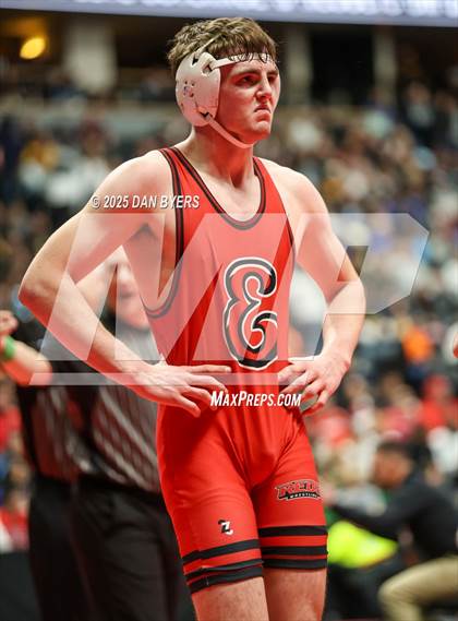 Thumbnail 2 in CHSAA 3A Semifinals photogallery.