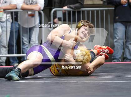 Thumbnail 2 in CHSAA 3A Semifinals photogallery.
