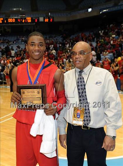 Thumbnail 2 in Northwood vs. East Rutherford (NCHSAA 2A Final) photogallery.