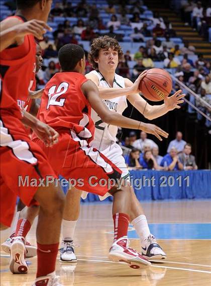 Thumbnail 3 in Northwood vs. East Rutherford (NCHSAA 2A Final) photogallery.
