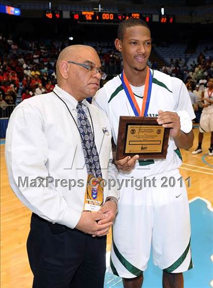 Thumbnail 2 in Northwood vs. East Rutherford (NCHSAA 2A Final) photogallery.
