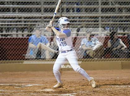 Thumbnail 3 in Fredonia vs Bagdad (AIA  1A Round 1 Playoff) photogallery.