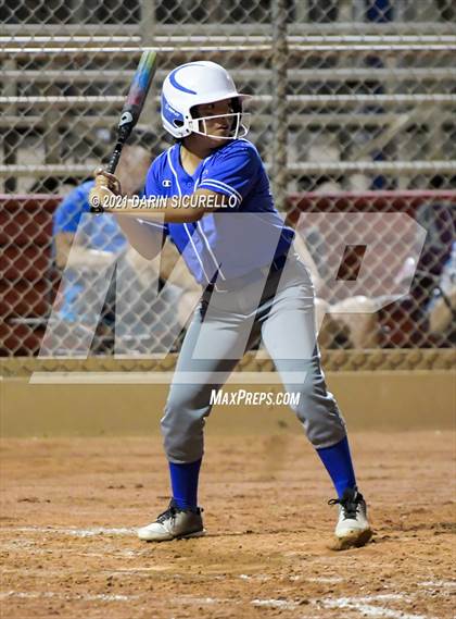 Thumbnail 3 in Fredonia vs Bagdad (AIA  1A Round 1 Playoff) photogallery.