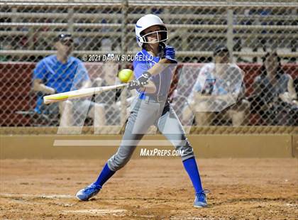 Thumbnail 2 in Fredonia vs Bagdad (AIA  1A Round 1 Playoff) photogallery.