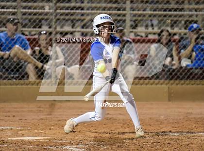 Thumbnail 3 in Fredonia vs Bagdad (AIA  1A Round 1 Playoff) photogallery.