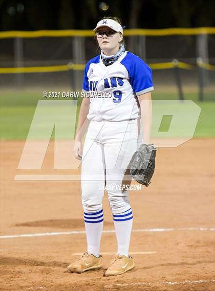 Thumbnail 2 in Fredonia vs Bagdad (AIA  1A Round 1 Playoff) photogallery.