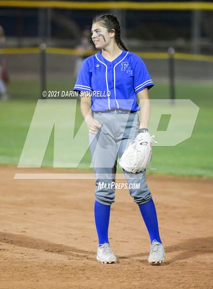 Thumbnail 3 in Fredonia vs Bagdad (AIA  1A Round 1 Playoff) photogallery.