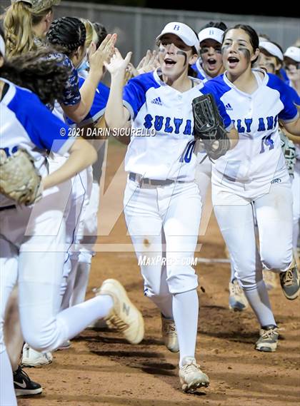 Thumbnail 1 in Fredonia vs Bagdad (AIA  1A Round 1 Playoff) photogallery.