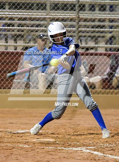 Thumbnail 1 in Fredonia vs Bagdad (AIA  1A Round 1 Playoff) photogallery.