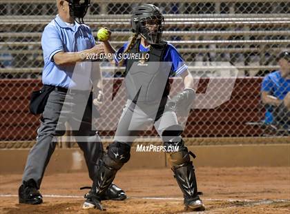 Thumbnail 2 in Fredonia vs Bagdad (AIA  1A Round 1 Playoff) photogallery.