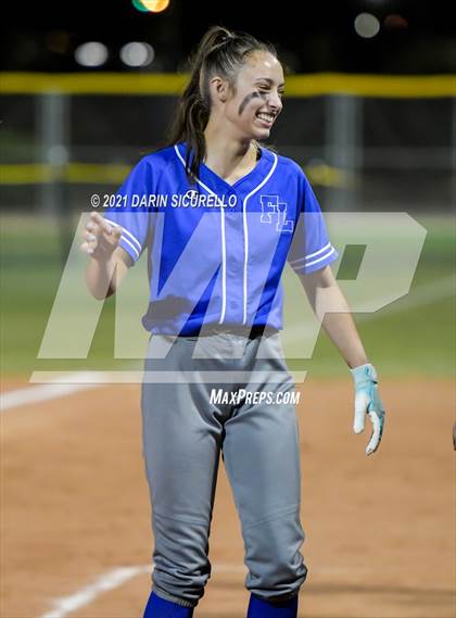 Thumbnail 1 in Fredonia vs Bagdad (AIA  1A Round 1 Playoff) photogallery.