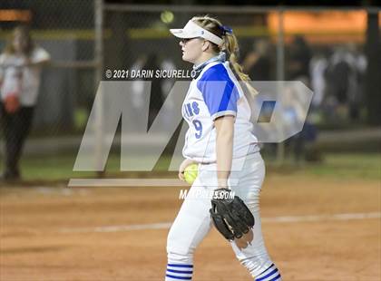 Thumbnail 3 in Fredonia vs Bagdad (AIA  1A Round 1 Playoff) photogallery.