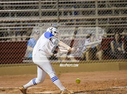 Thumbnail 2 in Fredonia vs Bagdad (AIA  1A Round 1 Playoff) photogallery.