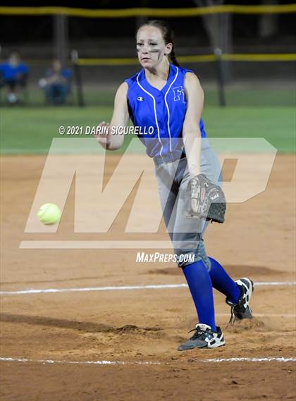 Thumbnail 3 in Fredonia vs Bagdad (AIA  1A Round 1 Playoff) photogallery.