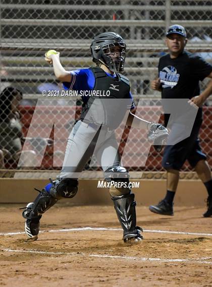 Thumbnail 2 in Fredonia vs Bagdad (AIA  1A Round 1 Playoff) photogallery.
