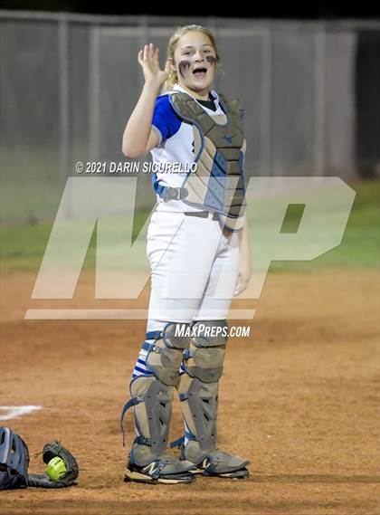 Thumbnail 1 in Fredonia vs Bagdad (AIA  1A Round 1 Playoff) photogallery.