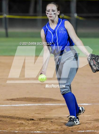 Thumbnail 1 in Fredonia vs Bagdad (AIA  1A Round 1 Playoff) photogallery.