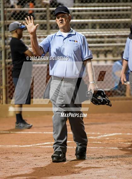 Thumbnail 1 in Fredonia vs Bagdad (AIA  1A Round 1 Playoff) photogallery.