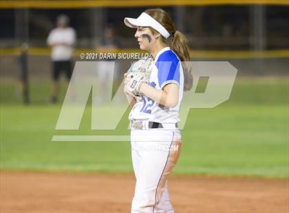 Thumbnail 2 in Fredonia vs Bagdad (AIA  1A Round 1 Playoff) photogallery.
