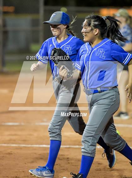 Thumbnail 2 in Fredonia vs Bagdad (AIA  1A Round 1 Playoff) photogallery.