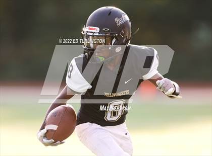 Thumbnail 3 in Lassiter @ Sprayberry photogallery.