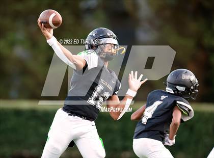 Thumbnail 2 in Lassiter @ Sprayberry photogallery.